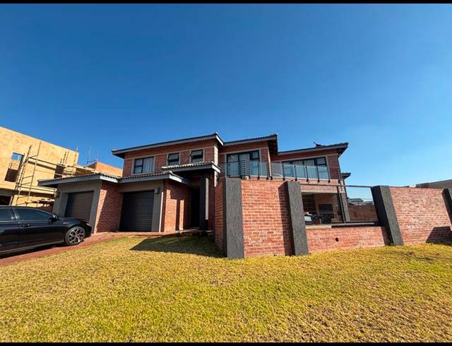 3 BEDROOM HOUSE FOR SALE IN SIX FOUNTAINS RESIDENTIAL ESTATE